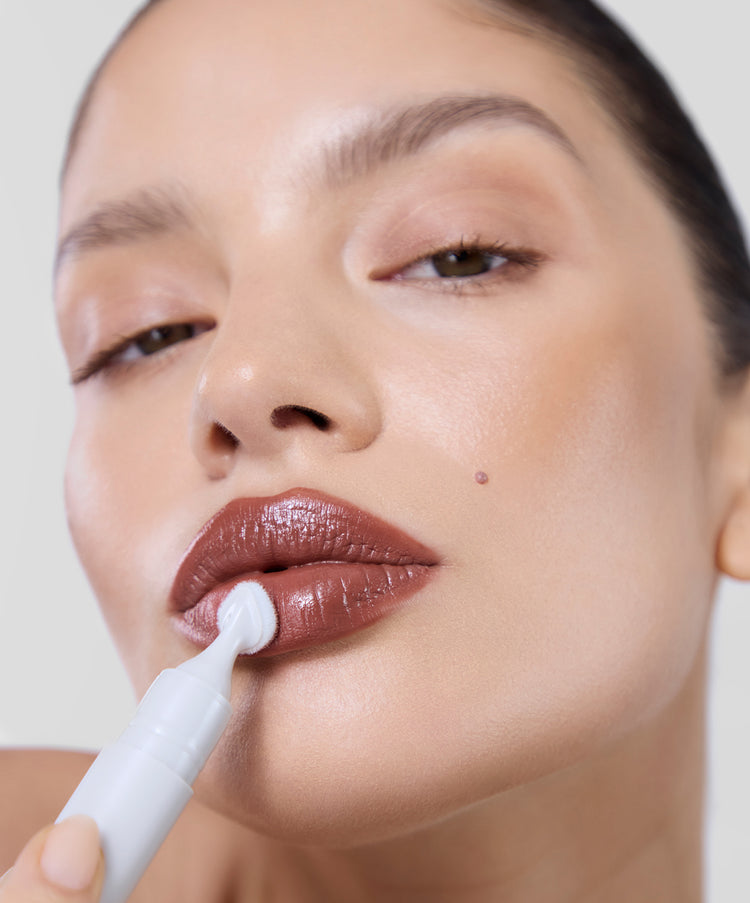 Barbara wears shade Rosa