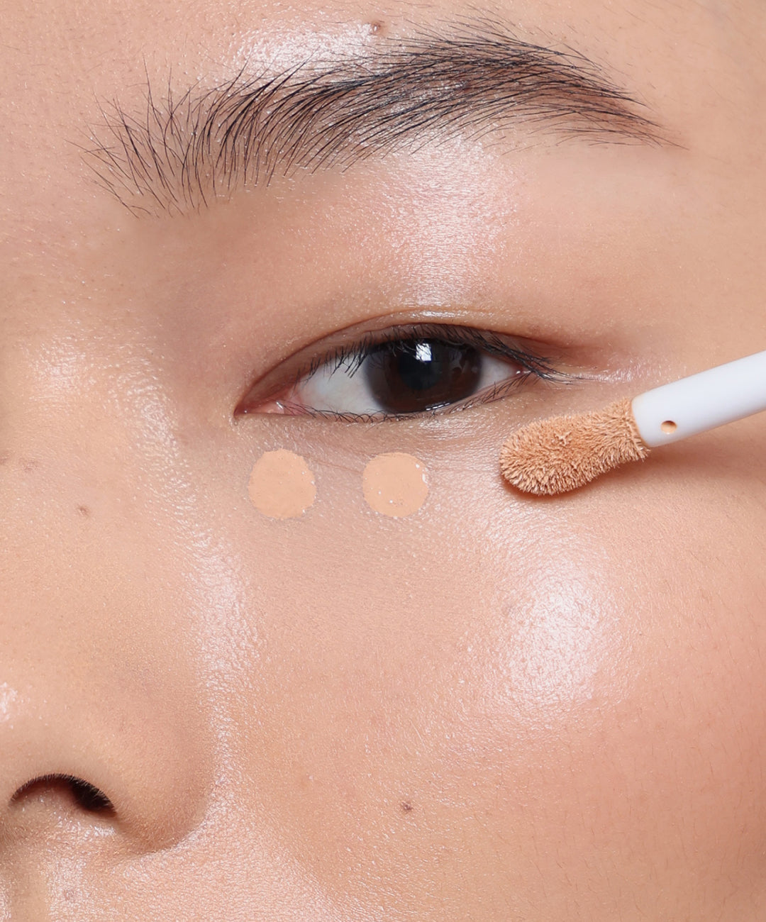 | desc: Jing wears shade 08W