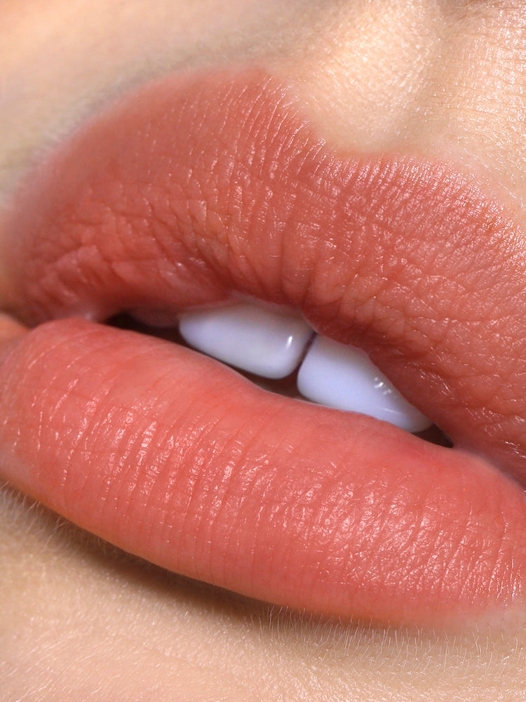 Lip Blush in shade Amber